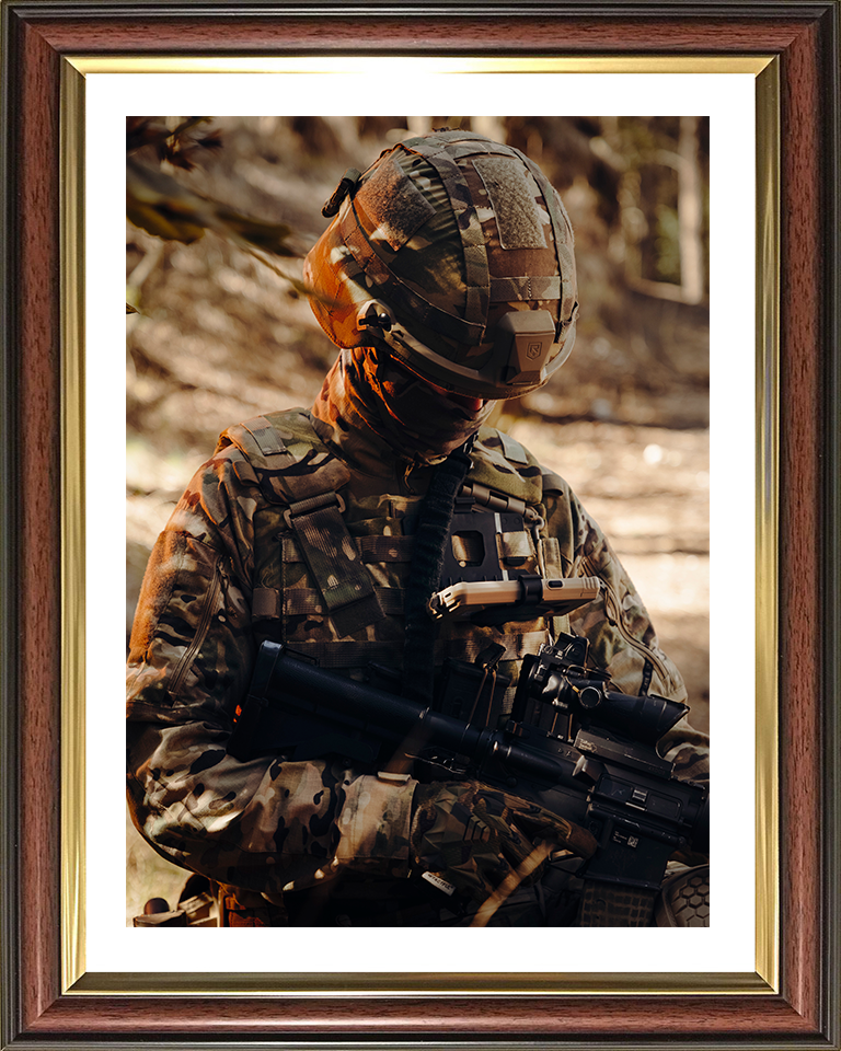 British Army Soldier using DSA equipment Photo Print Wall Art Military Decor Posters, Prints, & Visual Artwork Hampshire Prints 10 x 8 Classic Frame Yes