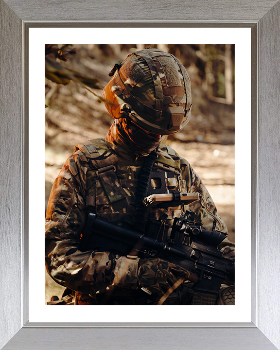 British Army Soldier using DSA equipment Photo Print Wall Art Military Decor Posters, Prints, & Visual Artwork Hampshire Prints 10 x 8 Silver Frame Yes