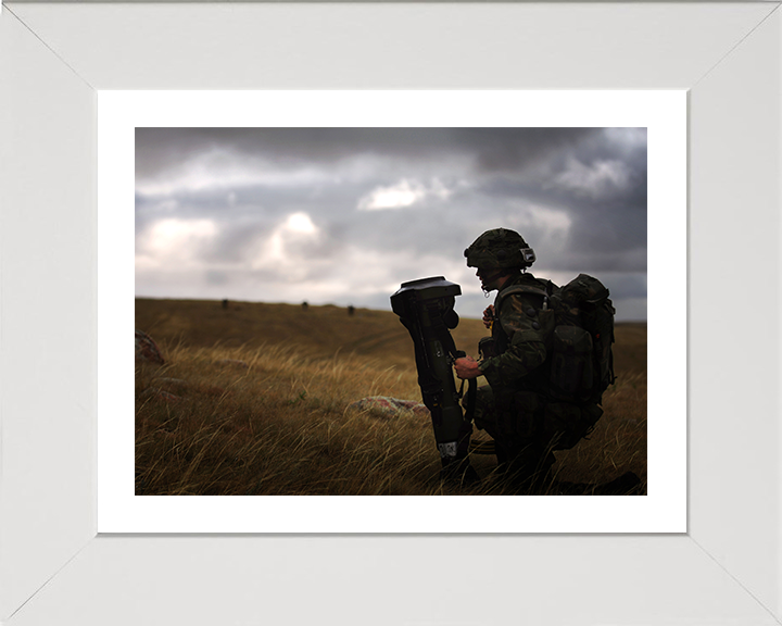 Soldier with Light Anti Tank Weapon Photo Print – British Army Wall Art, Military Decor Posters, Prints, & Visual Artwork Hampshire Prints 10 x 8 White Frame Yes