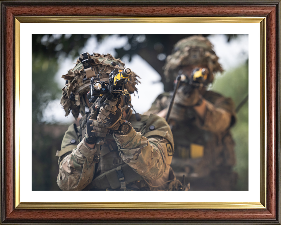 Soldiers During building clearance drills Photo Print – British Army Wall Art, Military Decor Posters, Prints, & Visual Artwork Hampshire Prints 10 x 8 Classic Frame Yes