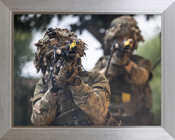 Soldiers During building clearance drills Photo Print – British Army Wall Art, Military Decor Posters, Prints, & Visual Artwork Hampshire Prints 10 x 8 Silver Frame No