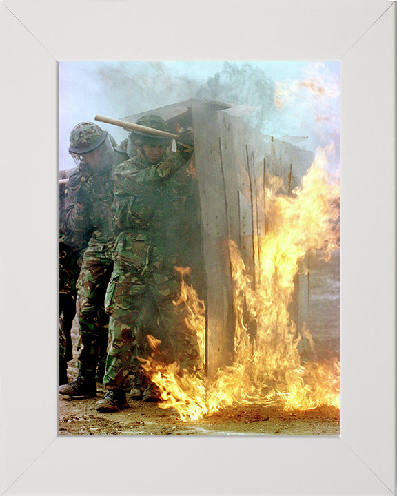 Soldiers During Crowd Control Training Photo Print – British Army Wall Art, Military Decor Posters, Prints, & Visual Artwork Hampshire Prints 10 x 8 White Frame No