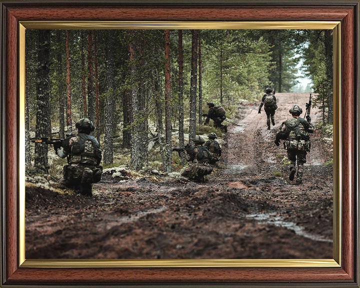 Soldiers During a forest patrol Photo Print – British Army Patrol Wall Art, Military Decor Posters, Prints, & Visual Artwork Hampshire Prints 10 x 8 Classic Frame No