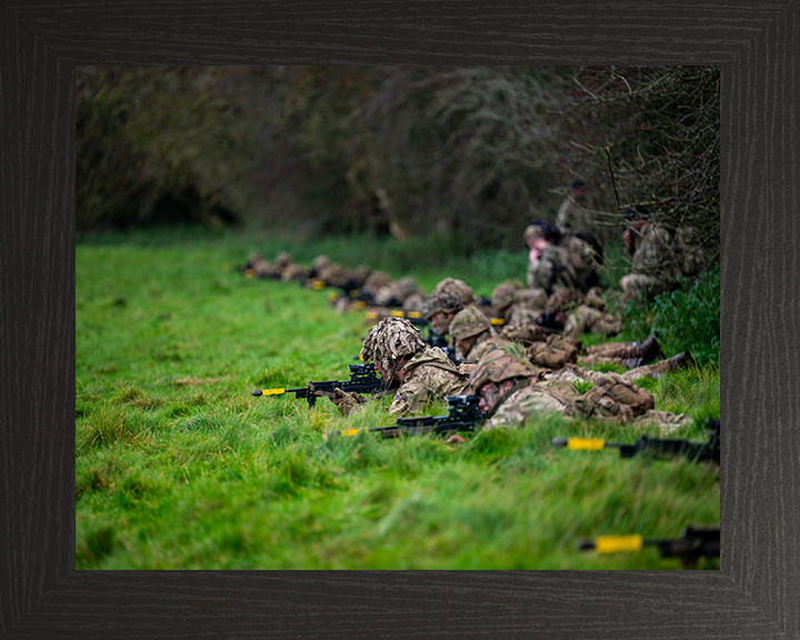 Soldiers on exercise Photo Print – British Army Wall Art, Military Decor Posters, Prints, & Visual Artwork Hampshire Prints 10 x 8 Black Frame No