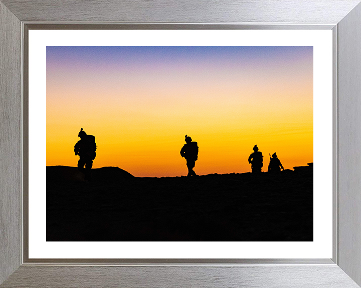 Soldiers Silhouette at sunset Photo Print – British Army Wall Art, Military Decor Posters, Prints, & Visual Artwork Hampshire Prints 10 x 8 Silver Frame Yes