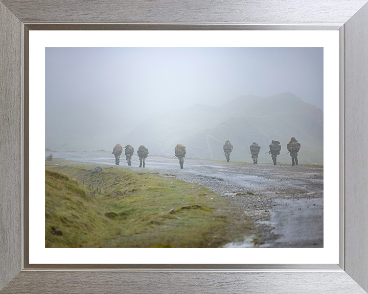 Soldiers in the Brecon Beacons Photo Print – British Army Wall Art, Military Decor Posters, Prints, & Visual Artwork Hampshire Prints 10 x 8 Silver Frame Yes