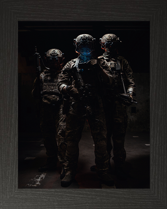 Soldiers in the shaddows Portrait Photo Print – British Army Wall Art, Military Decor Posters, Prints, & Visual Artwork Hampshire Prints 10 x 8 Black Frame No