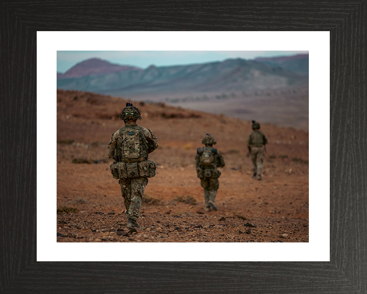 Soldiers on Patrol Photo Print – British Army Patrol Wall Art, Military Decor Posters, Prints, & Visual Artwork Hampshire Prints 10 x 8 Black Frame Yes