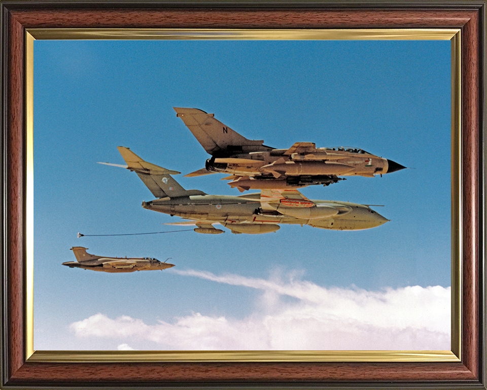 RAF Tornado GR1 and Buccaneer S2 Refuelling Photo Print Royal Air Force Aircraft Wall Art Aviation Decor Posters, Prints, & Visual Artwork Hampshire Prints 10 x 8 Classic Frame No