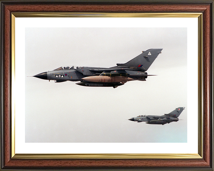Tornado GR1s Over Kuwait Photo Print - Royal Air Force Aircraft Posters, Prints, & Visual Artwork Hampshire Prints 10 x 8 Classic Frame Yes