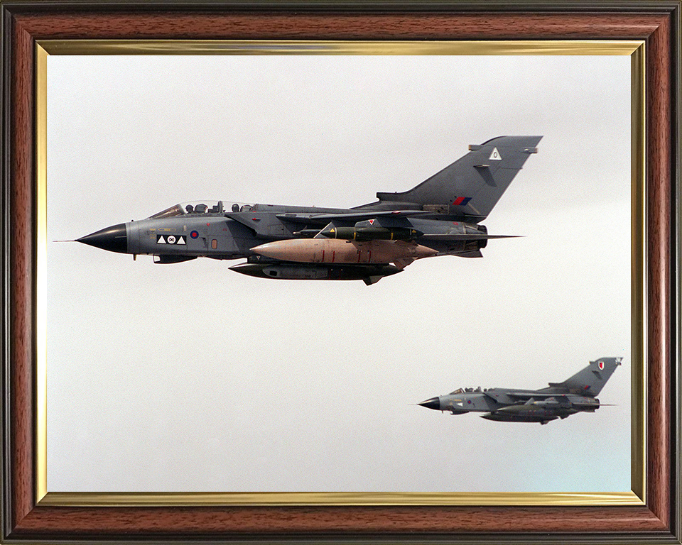 Tornado GR1s Over Kuwait Photo Print - Royal Air Force Aircraft Posters, Prints, & Visual Artwork Hampshire Prints 10 x 8 Classic Frame No