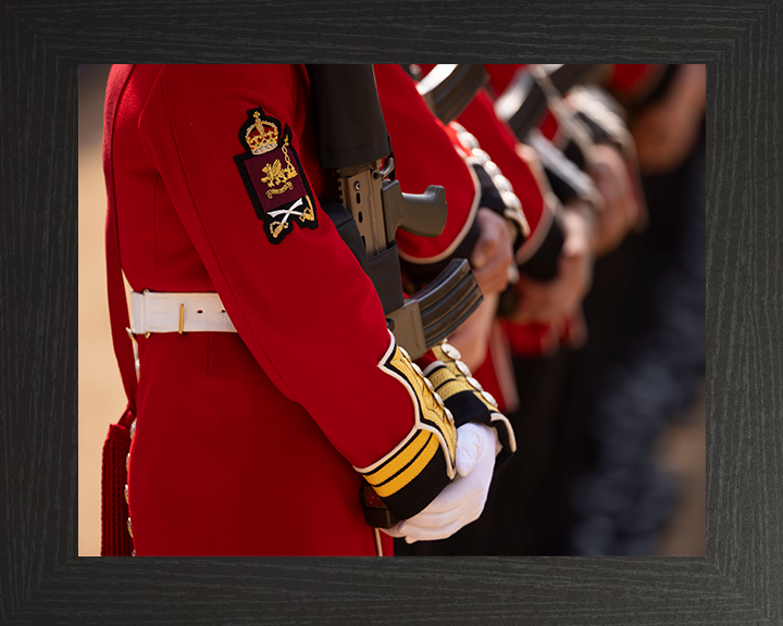 British Army Welsh Guards on Parade in London Photo Print Wall Art Military Decor Poster Posters, Prints, & Visual Artwork Hampshire Prints 10 x 8 Black Frame No