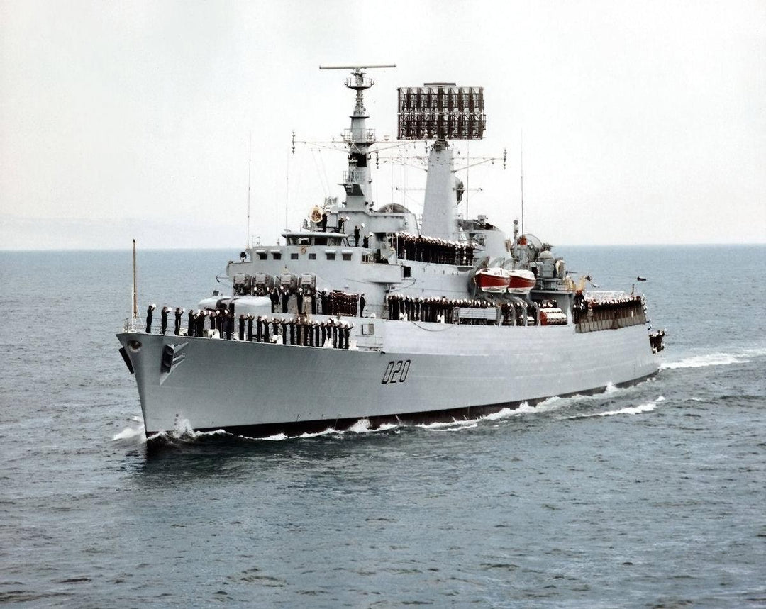 HMS Fife D20 | Photo Print | Framed Print | Poster | County Class | Destroyer | Royal Navy Hampshire Prints