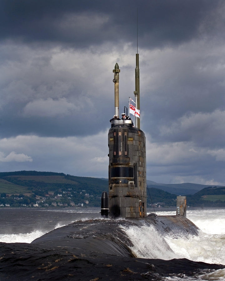 HMS Tireless (S88) Trafalgar Class Submarine Photo Print Port Bow View Royal Navy Wall Art Naval Decor Posters, Prints, & Visual Artwork Hampshire Prints 6 x 4 No Frame No