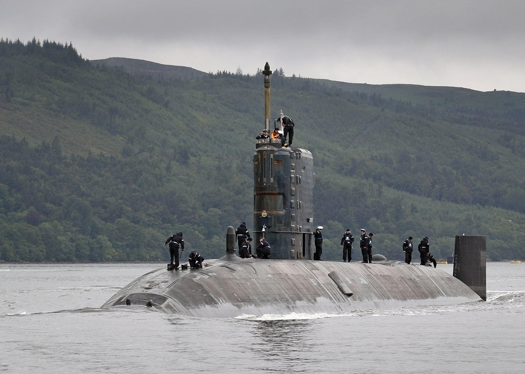 HMS Torbay S90 Royal Navy Trafalgar class Submarine Photo Print or Framed Print - Hampshire Prints