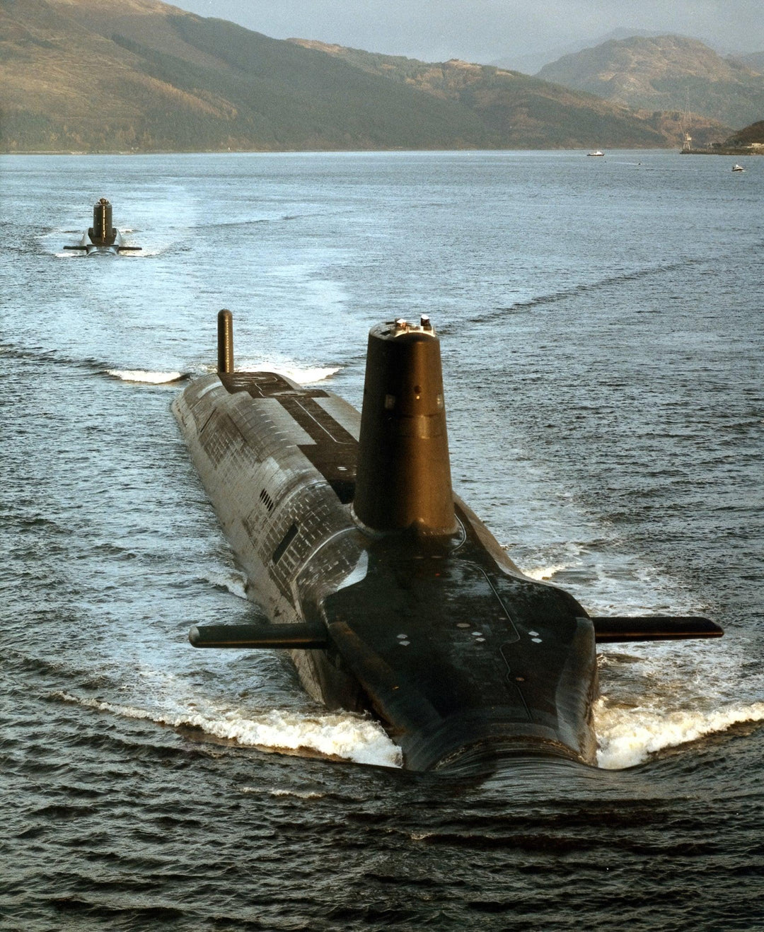 HMS Vanguard S28 Royal Navy Vanguard class Submarine Photo Print or Framed Print - Hampshire Prints