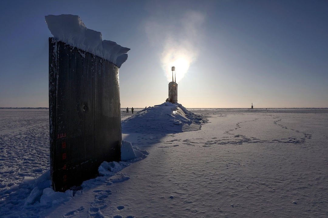 HMS Trenchant (S91) Photo Print - With Ice - Royal Navy Trafalgar Class Submarine Posters, Prints, & Visual Artwork Hampshire Prints 6 x 4 No Frame No
