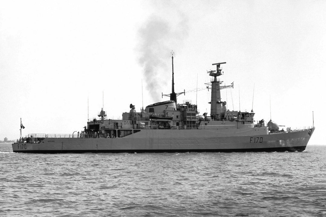 HMS Antelope F170 | Photo Print | Framed Print | Poster | Type 21 | Frigate | Royal Navy Hampshire Prints