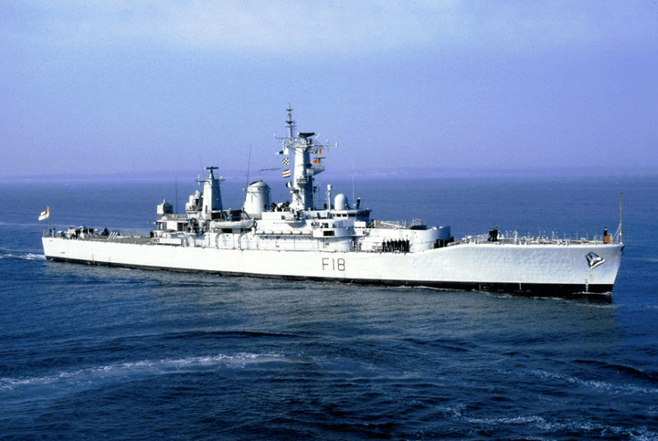 HMS Galatea F18 | Photo Print | Framed Print | Leander Class | Frigate | Royal Navy Hampshire Prints
