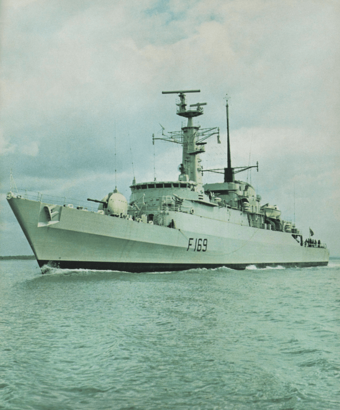 HMS Amazon F169 | Photo Print | Framed Print | Poster | Type 21 | Frigate | Royal Navy Hampshire Prints