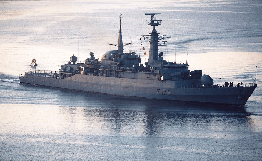 HMS Arrow F173 | Photo Print | Framed Print | Poster | Type 21 | Frigate | Royal Navy Hampshire Prints