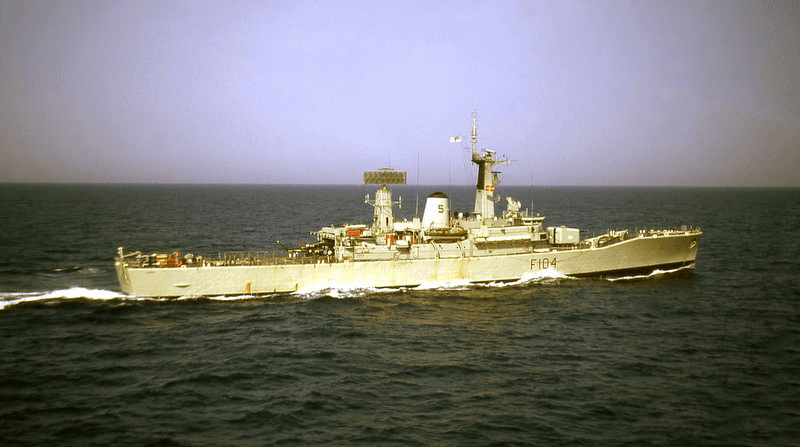 HMS Dido F104 | Photo Print | Framed Print | Leander Class | Frigate | Royal Navy Hampshire Prints