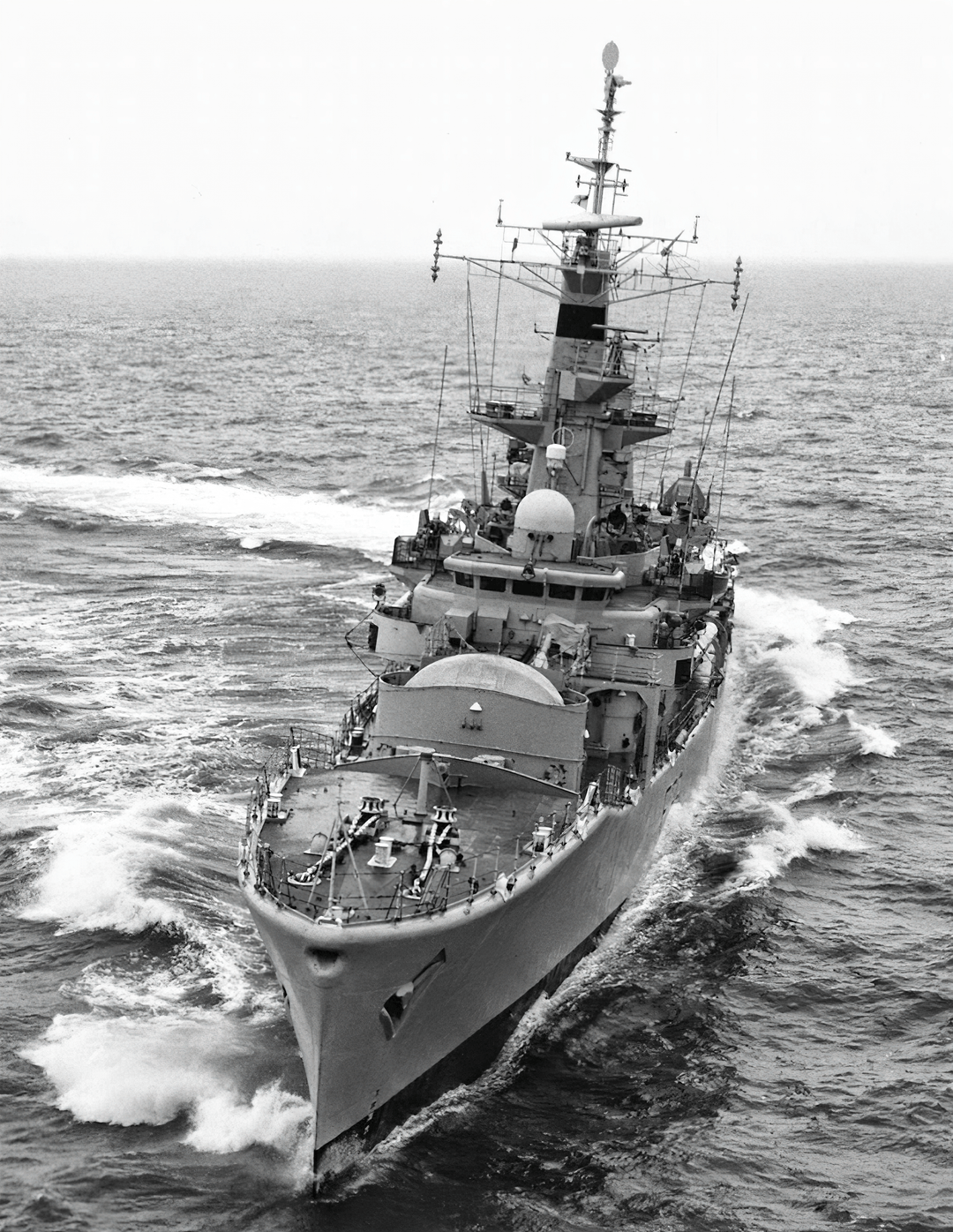 HMS Naiad F39 | Photo Print | Framed Print | Poster | Leander Class | Frigate | Royal Navy Hampshire Prints