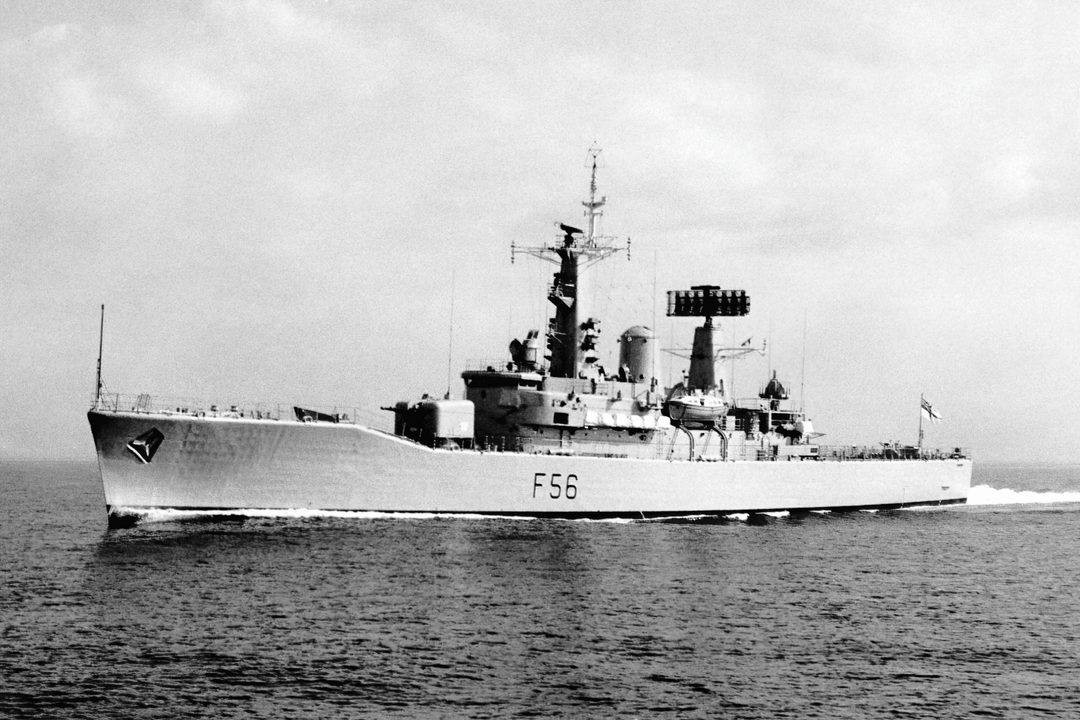 HMS Argonaut F56 | Photo Print | Framed Print | Leander Class | Frigate | Royal Navy Hampshire Prints