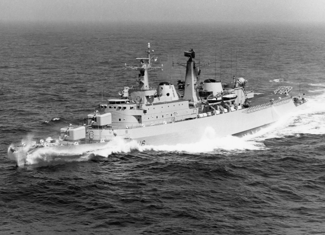 HMS London D16 Royal Navy County class destroyer Photo Print or Framed Print - Hampshire Prints