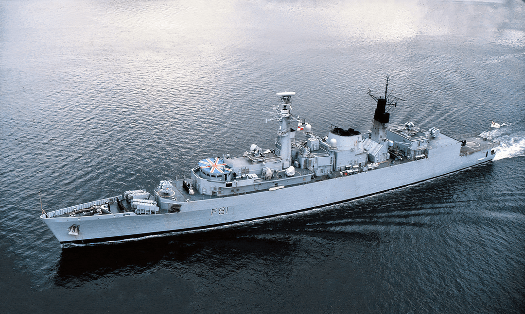HMS Brazen F91 | Photo Print | Framed Print | Poster | Type 22 | Frigate | Royal Navy Hampshire Prints