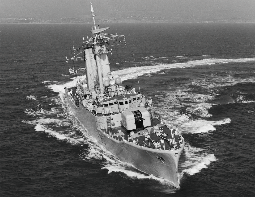 HMS Chichester F59 | Photo Print | Framed Print | Salisbury Class | Frigate | Royal Navy Hampshire Prints