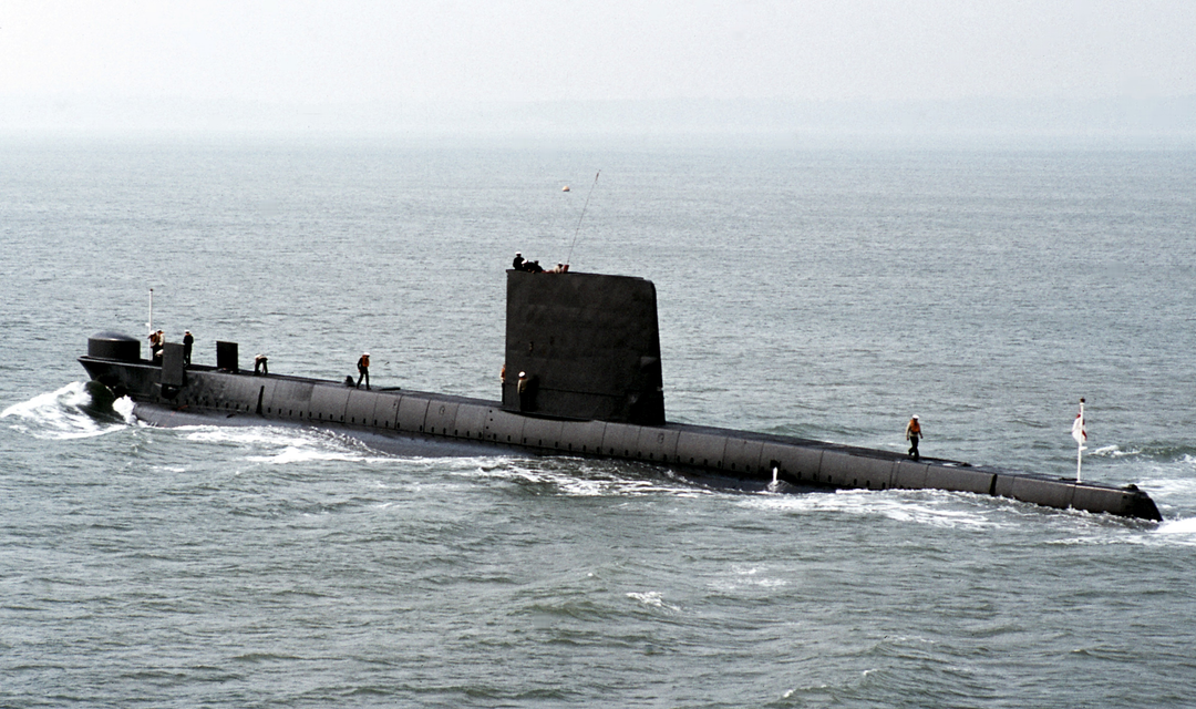HMS Olympus (S12) Photo Print - Leaving Harbour - Royal Navy Oberon Class Submarine Posters, Prints, & Visual Artwork Hampshire Prints 6 x 4 No Frame No