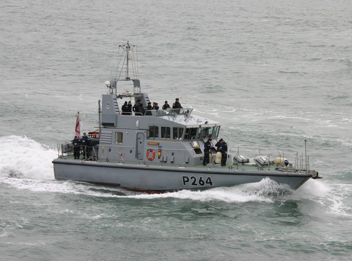 HMS Archer P264 Royal Navy Archer class P2000 patrol vessel Photo Print or Framed Print - Hampshire Prints