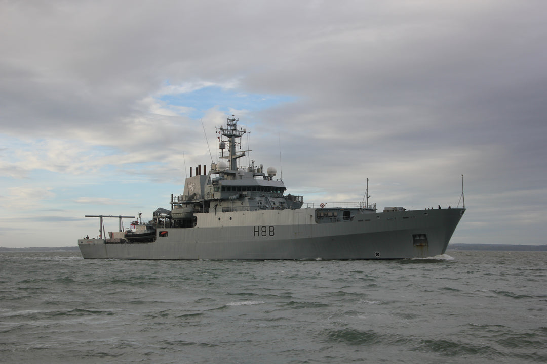 HMS Enterprise H88 | Photo Print | Framed Print | Hydrographic Survey Vessel | Royal Navy Hampshire Prints