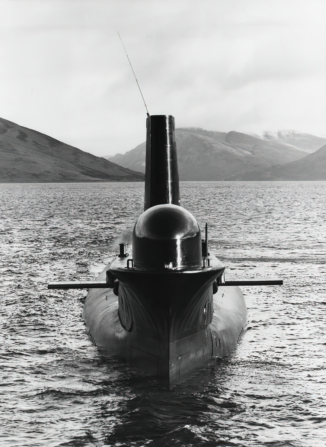 HMS Ocelot (S17) Photo Print - Bow View - Royal Navy Oberon Class Submarine Posters, Prints, & Visual Artwork Hampshire Prints 6 x 4 No Frame No