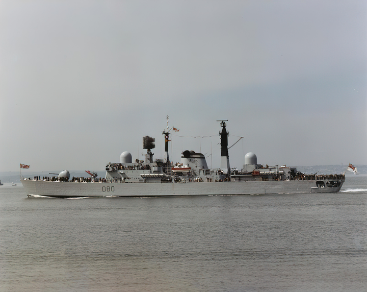 HMS Sheffield D80 | Photo Print | Framed Print | Poster | Type 42 | Destroyer | Royal Navy Hampshire Prints