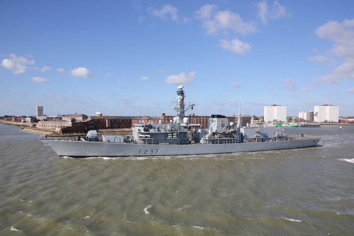 HMS Westminster (F237) Photo Print - Leaving Portsmouth - Royal Navy Type 23 Frigate Hampshire Prints 6 x 4 No Frame No