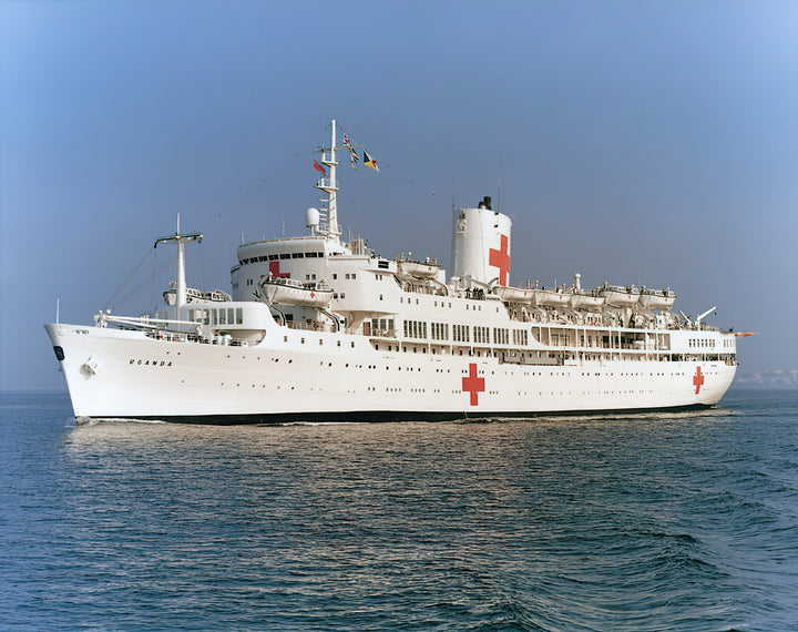 SS Uganda | Photo Print | Framed Print | Poster | Hospital Ship | Royal Navy Hampshire Prints