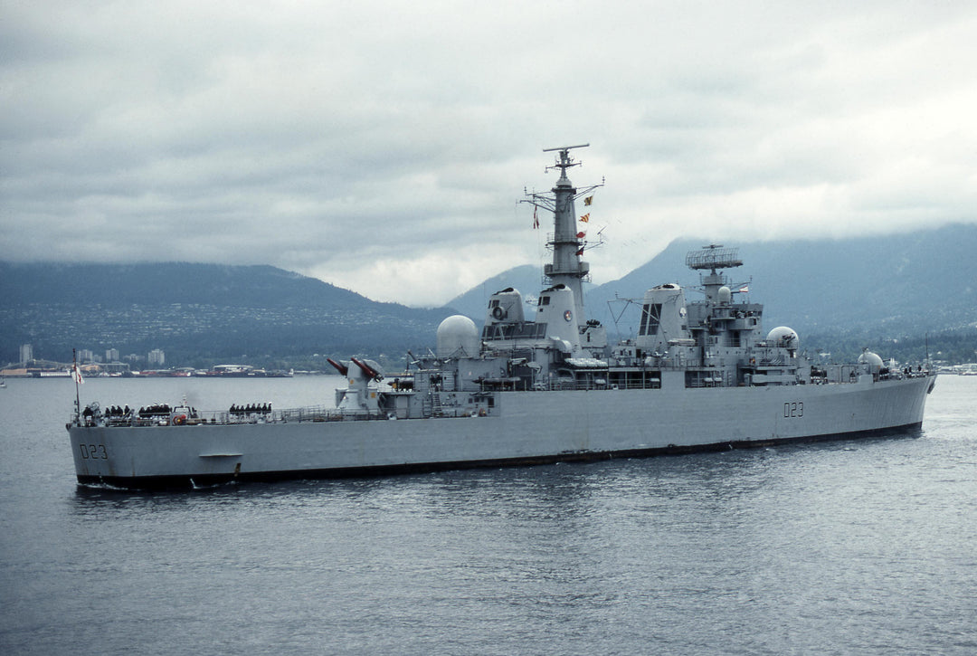 HMS Bristol D23 Royal Navy Type 82 destroyer Photo Print or Framed Print - Hampshire Prints