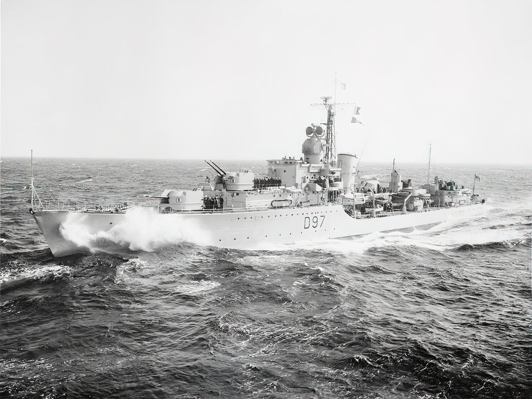 HMS Corunna D97 Royal Navy Battle class destroyer Photo Print or Framed Print - Hampshire Prints