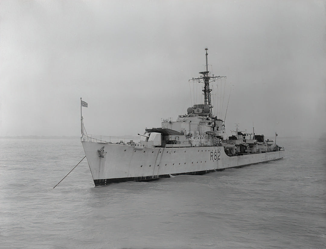 HMS Creole R82 (D82) | Photo Print | Framed Print | C Class | Destroyer | Royal Navy Hampshire Prints