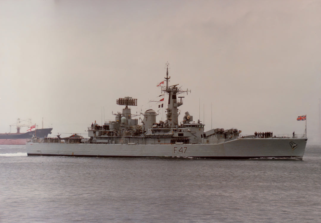 HMS Danae F47 | Photo Print | Framed Print | Poster | Leander Class | Frigate | Royal Navy Hampshire Prints