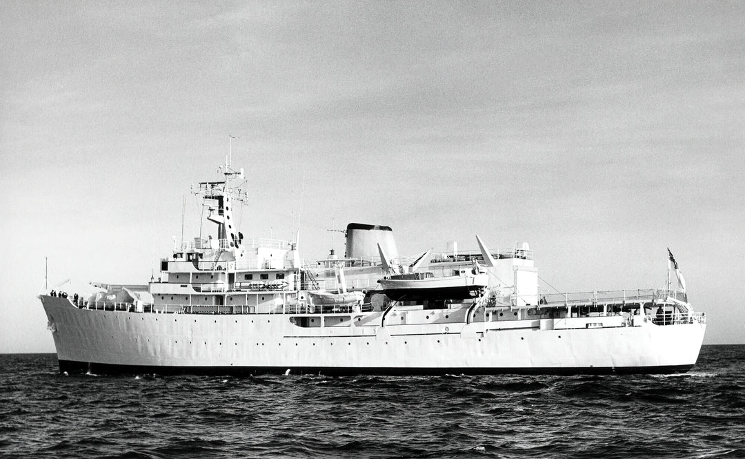 HMS Hecla A133 | Photo Print | Framed Print | Hecla Class | Survey Vessel | Royal Navy Hampshire Prints