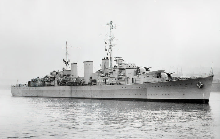 HMS Manxman M70 | Photo Print | Framed Print | Abdiel Class | Minelayer | Royal Navy Hampshire Prints