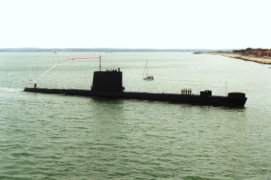 HMS Onyx S21 Submarine | Photo Print | Framed Print | Oberon Class | Royal Navy Hampshire Prints