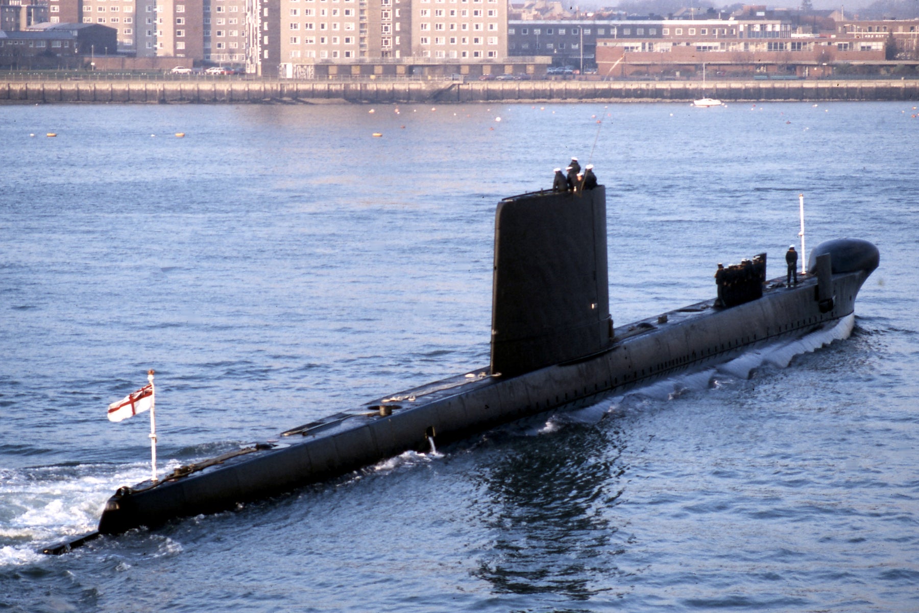 HMS Osiris (S13) Entering Portsmouth Royal Navy Oberon Class Submarine ...