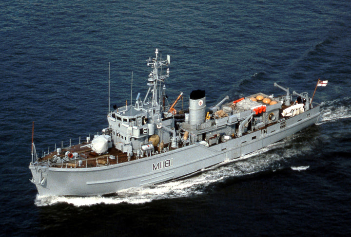 HMS Sheraton (M1181) Photo Print - High Port Side View - Royal Navy Ton Class Minesweeper Hampshire Prints 6 x 4 No Frame No