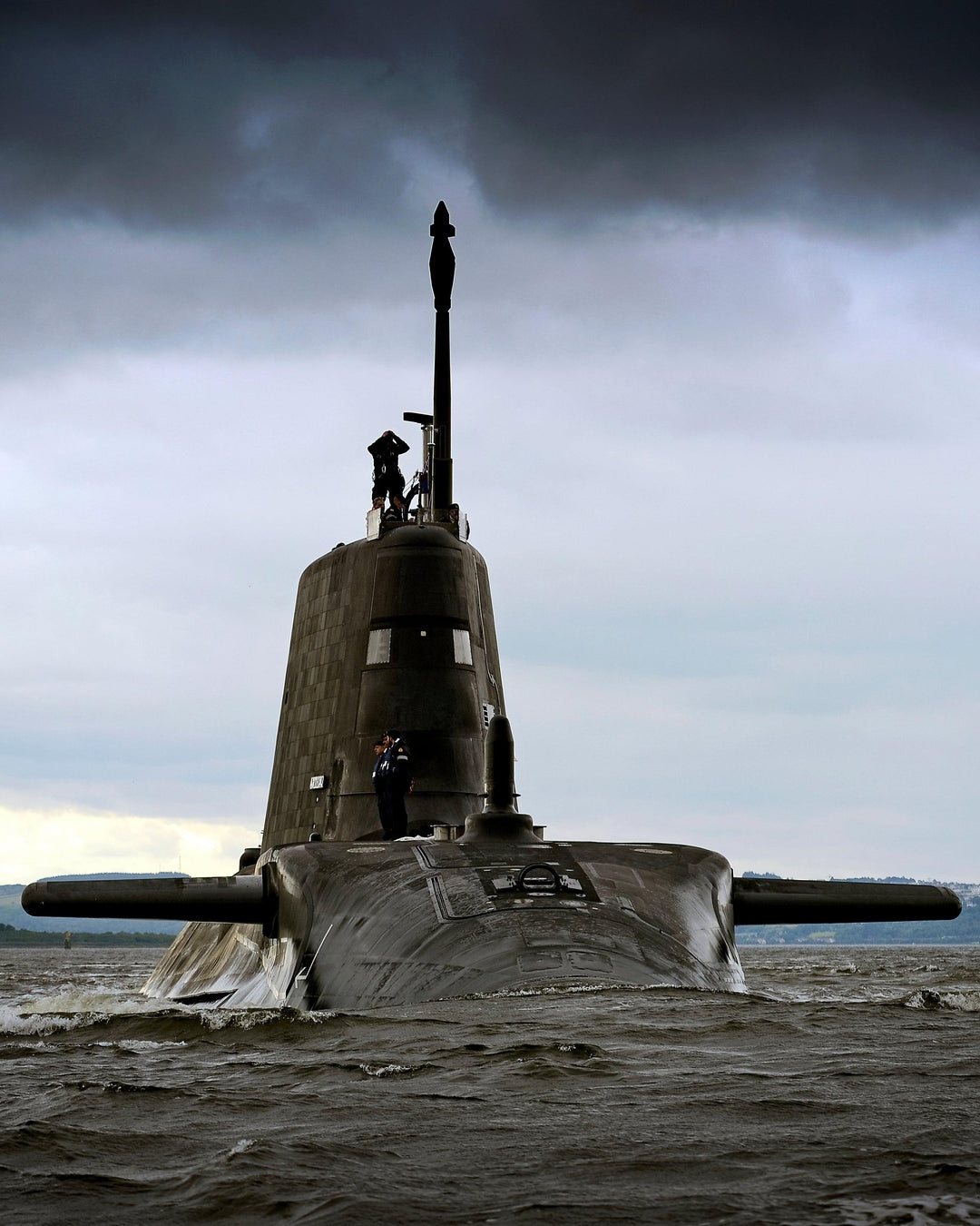 HMS Artful S121 Submarine | Photo Print | Framed Print | Astute Class | Royal Navy Hampshire Prints