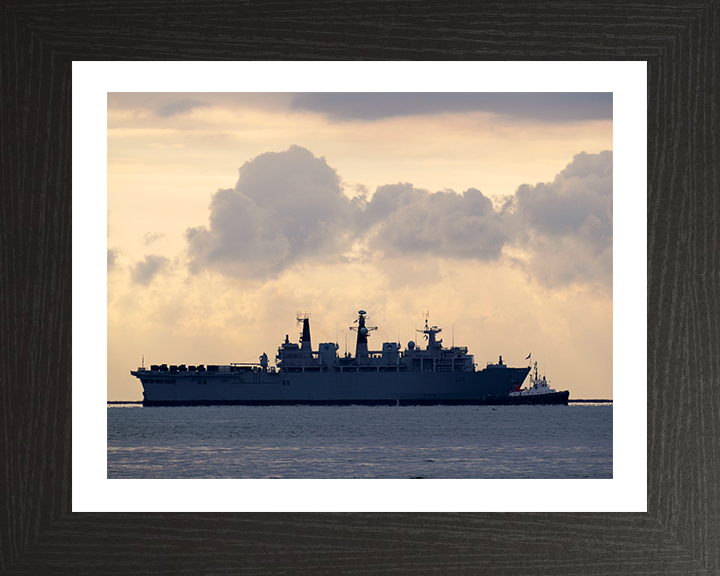 HMS Albion L14 Royal Navy Albion Class amphibious ship Photo Print or Framed Print - Hampshire Prints