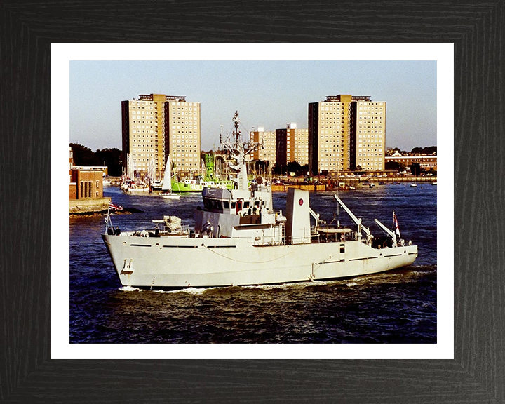 HMS Blackwater M2008 Royal Navy River class minesweeper Photo Print or Framed Print - Hampshire Prints